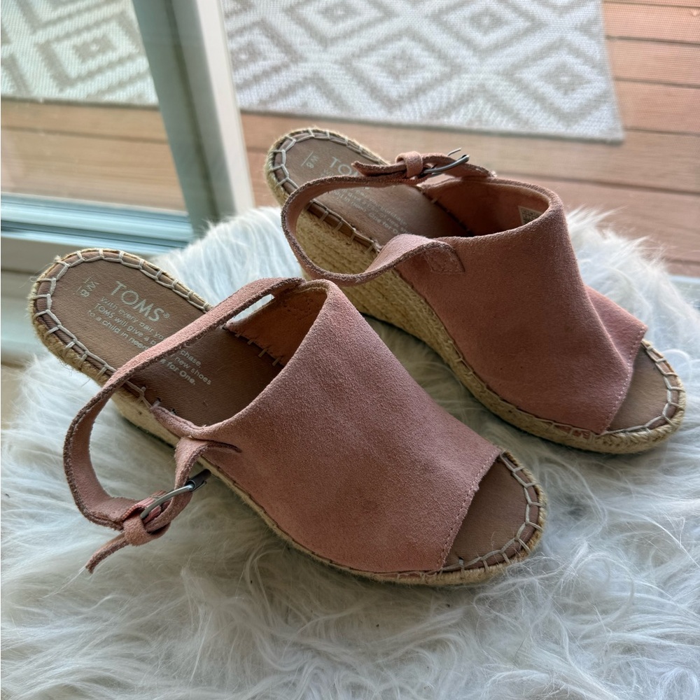 Toms Blush Suede Espadrille Sandals